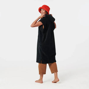 Slowtide The Digs Changing Poncho Black