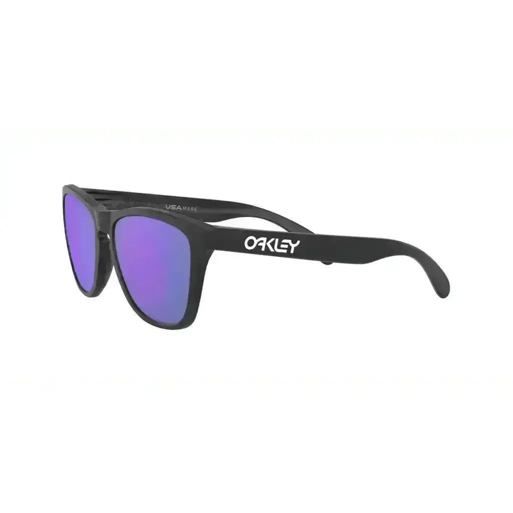 Oakley Frogskins Violet Lenses: Enhanced Vision